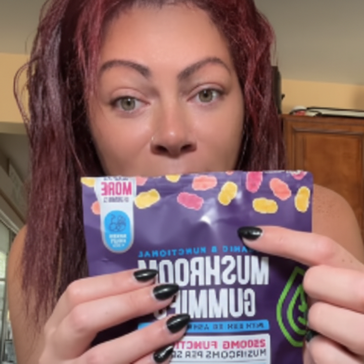 Review by Patricia R